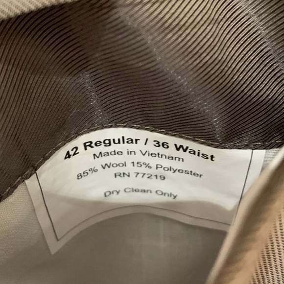 Pronto Uomo double button suit size 42R - Picture 4 of 7